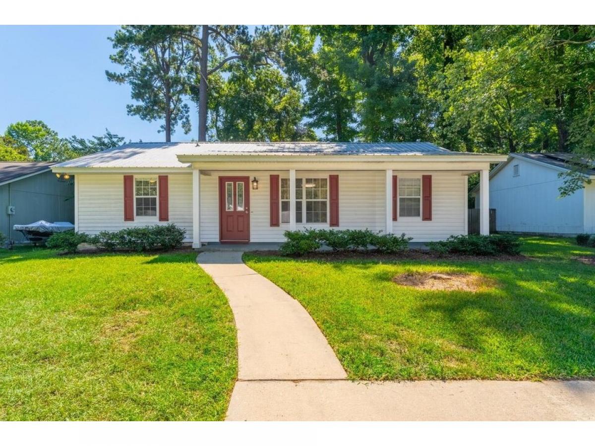 Picture of Home For Sale in Tallahassee, Florida, United States