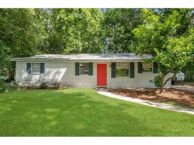 Home For Sale in Tallahassee, Florida