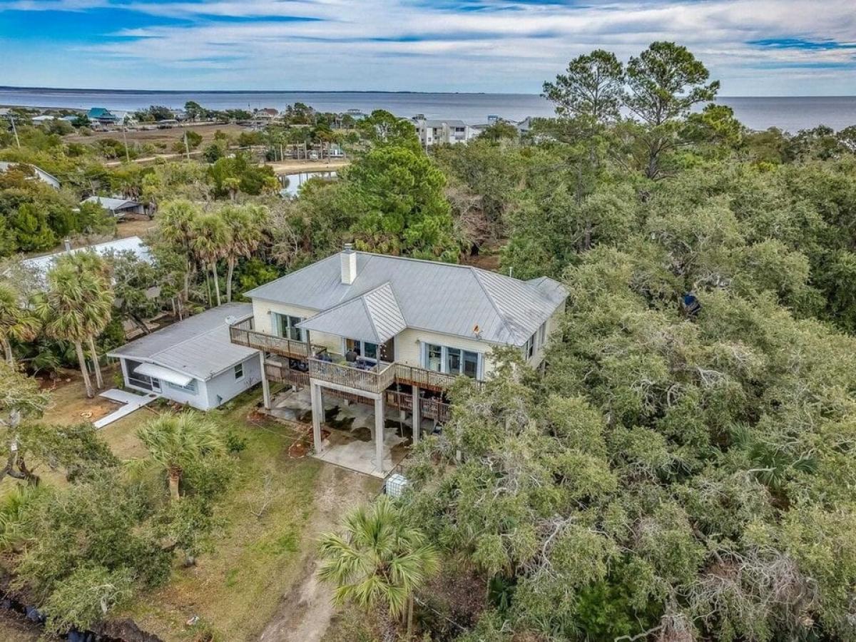 Picture of Home For Sale in Crawfordville, Florida, United States