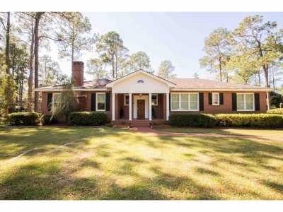 Home For Sale in Thomasville, Georgia