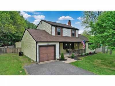 Home For Sale in Sicklerville, New Jersey