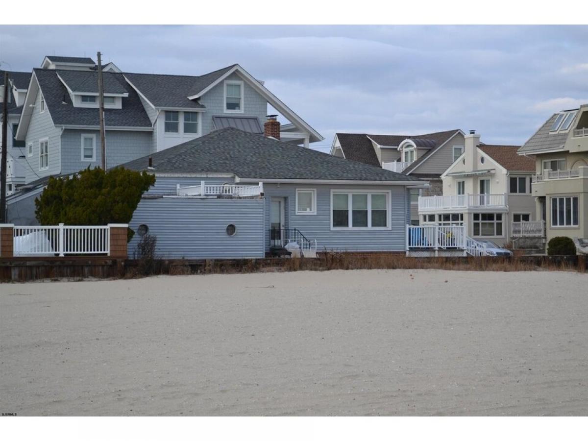 Picture of Home For Sale in Margate, New Jersey, United States