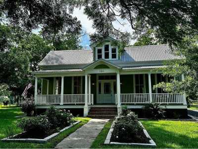 Home For Sale in Fayetteville, Texas