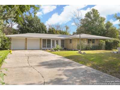 Home For Sale in Windcrest, Texas