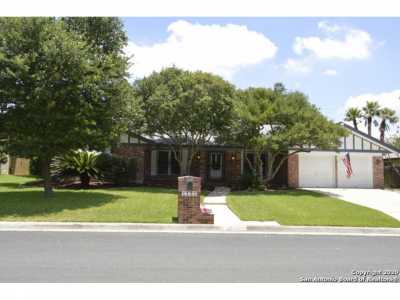 Home For Sale in Windcrest, Texas