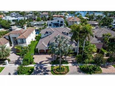 Home For Sale in Boca Raton, Florida