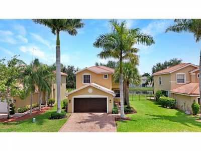 Home For Rent in Boynton Beach, Florida