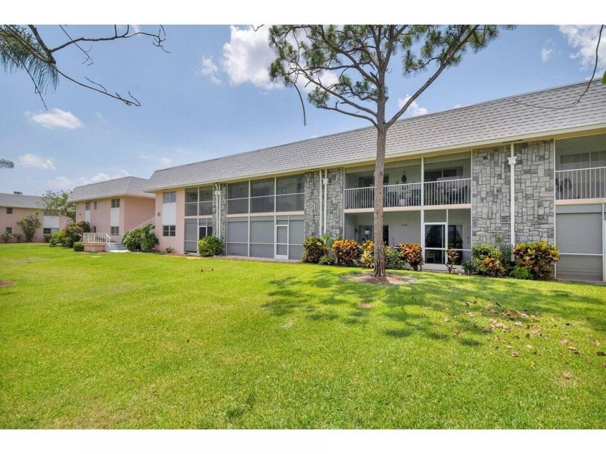 Picture of Home For Sale in Tequesta, Florida, United States