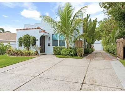 Home For Rent in West Palm Beach, Florida