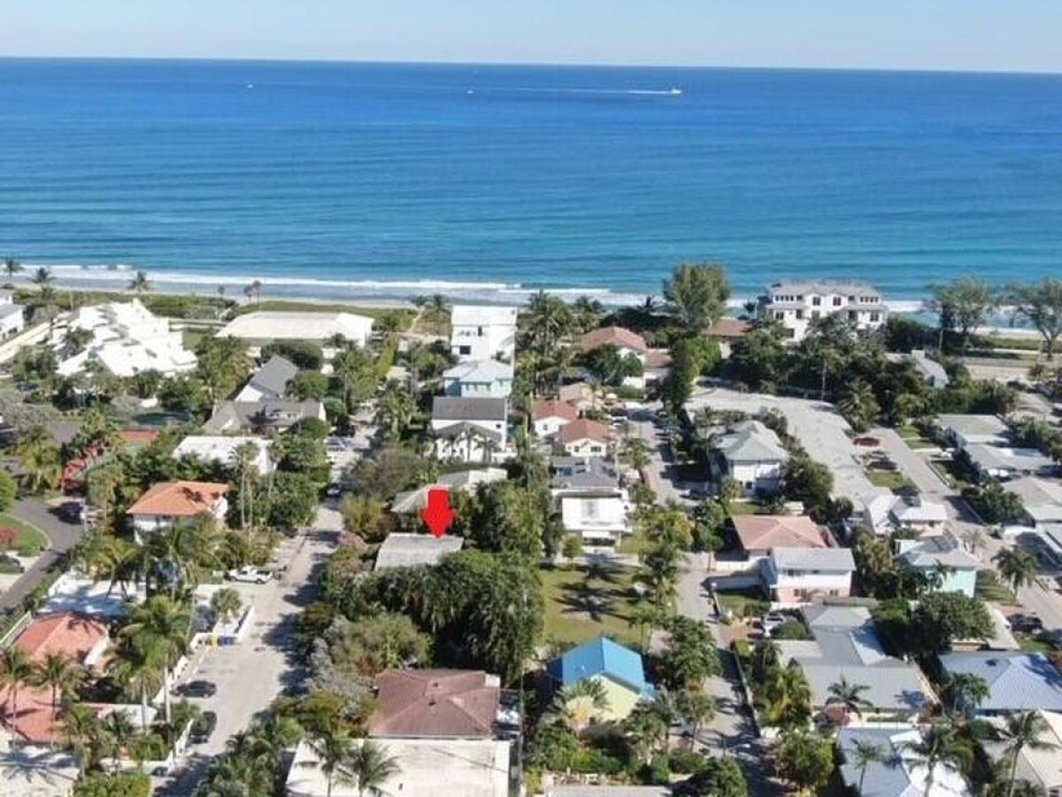 Picture of Residential Land For Sale in Ocean Ridge, Florida, United States