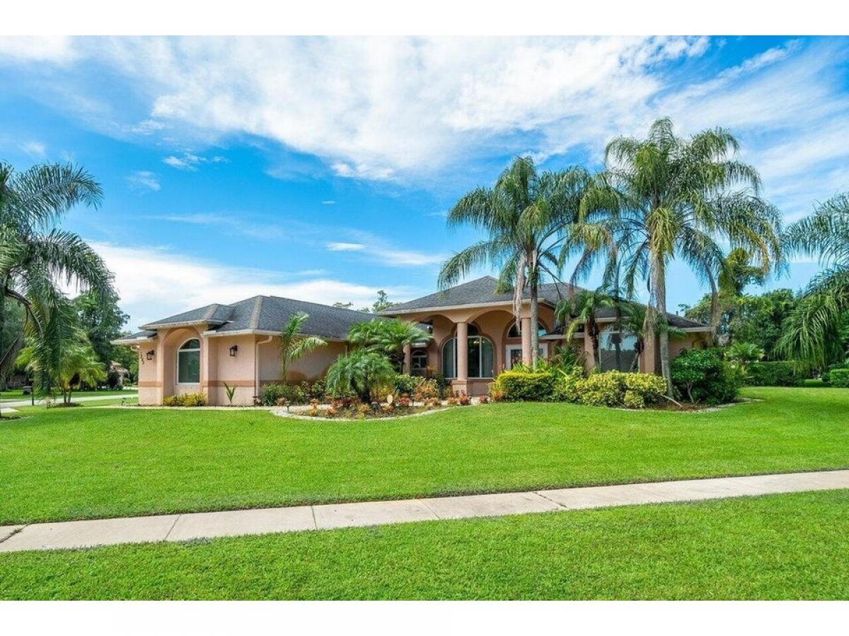 Picture of Home For Sale in Wellington, Florida, United States