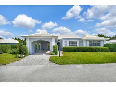 Home For Sale in Boynton Beach, Florida