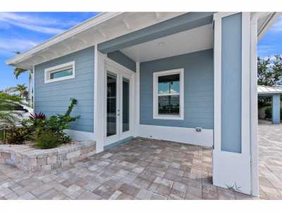 Home For Sale in Port Saint Lucie, Florida