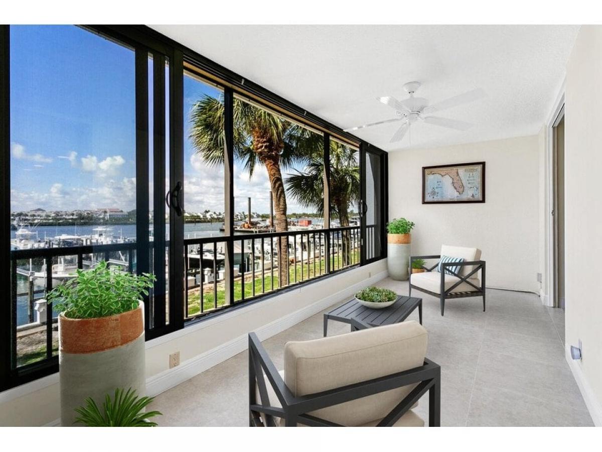 Picture of Home For Sale in Jupiter, Florida, United States