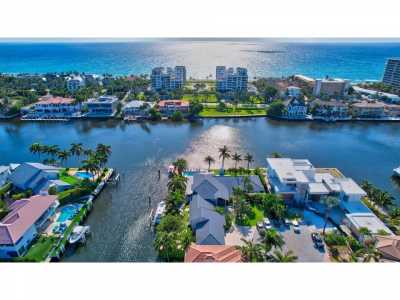 Home For Sale in Delray Beach, Florida