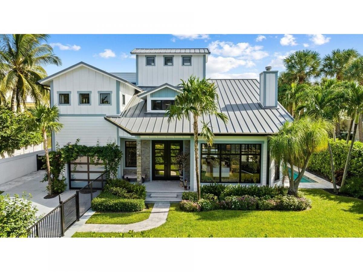 Picture of Home For Sale in Ocean Ridge, Florida, United States