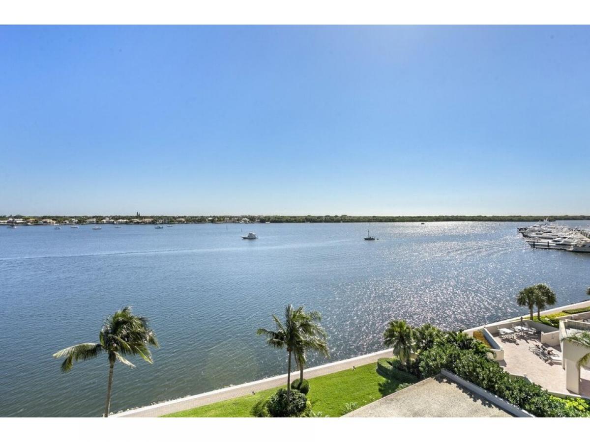 Picture of Home For Sale in North Palm Beach, Florida, United States