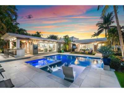 Home For Sale in West Palm Beach, Florida