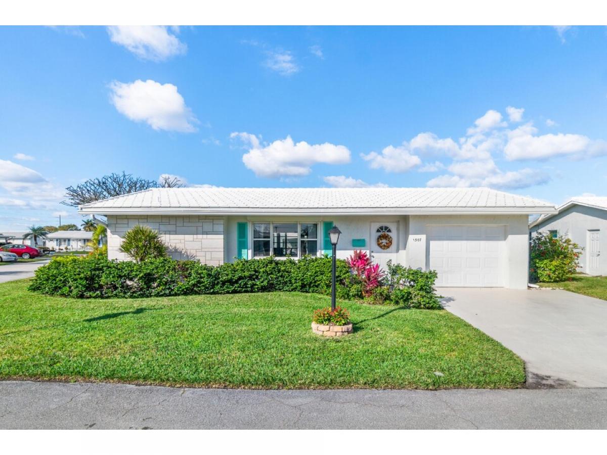 Picture of Home For Sale in Boynton Beach, Florida, United States