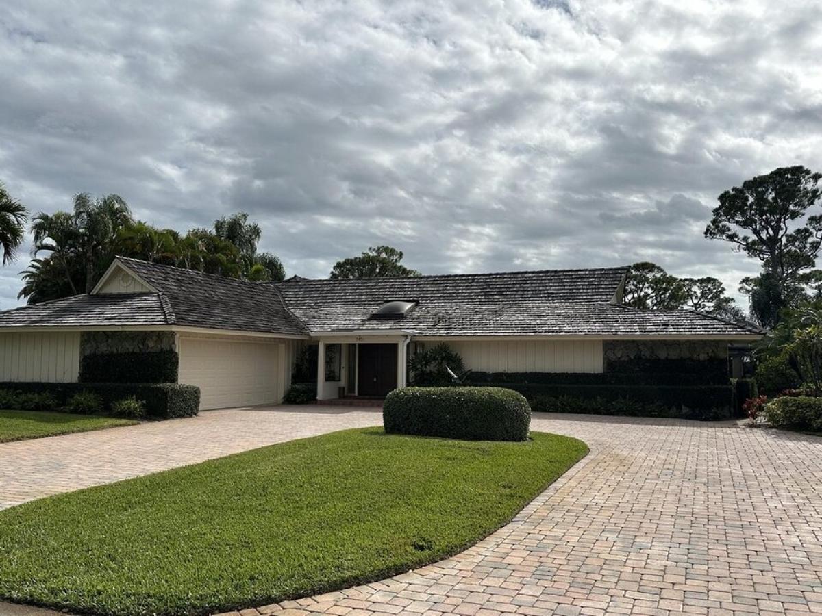 Picture of Home For Sale in Stuart, Florida, United States