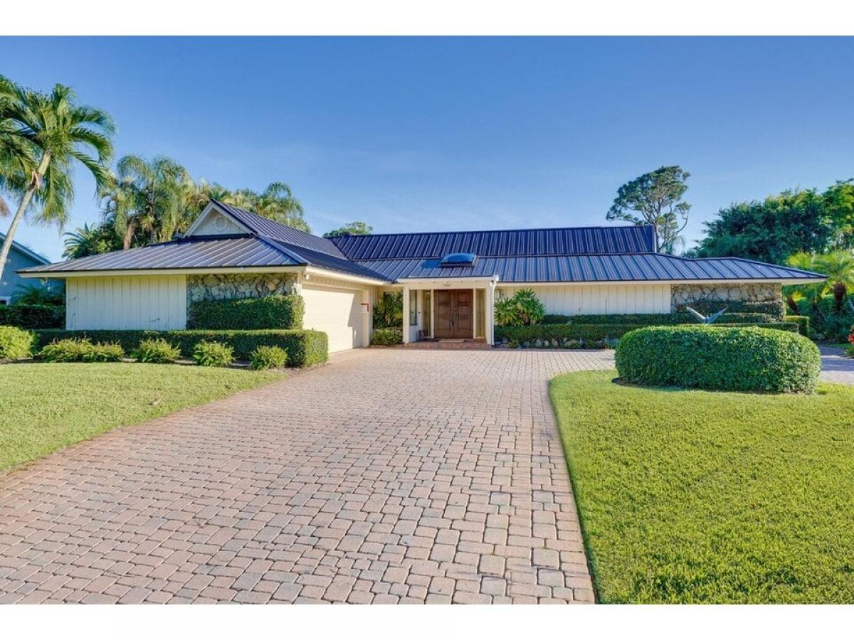 Picture of Home For Sale in Stuart, Florida, United States