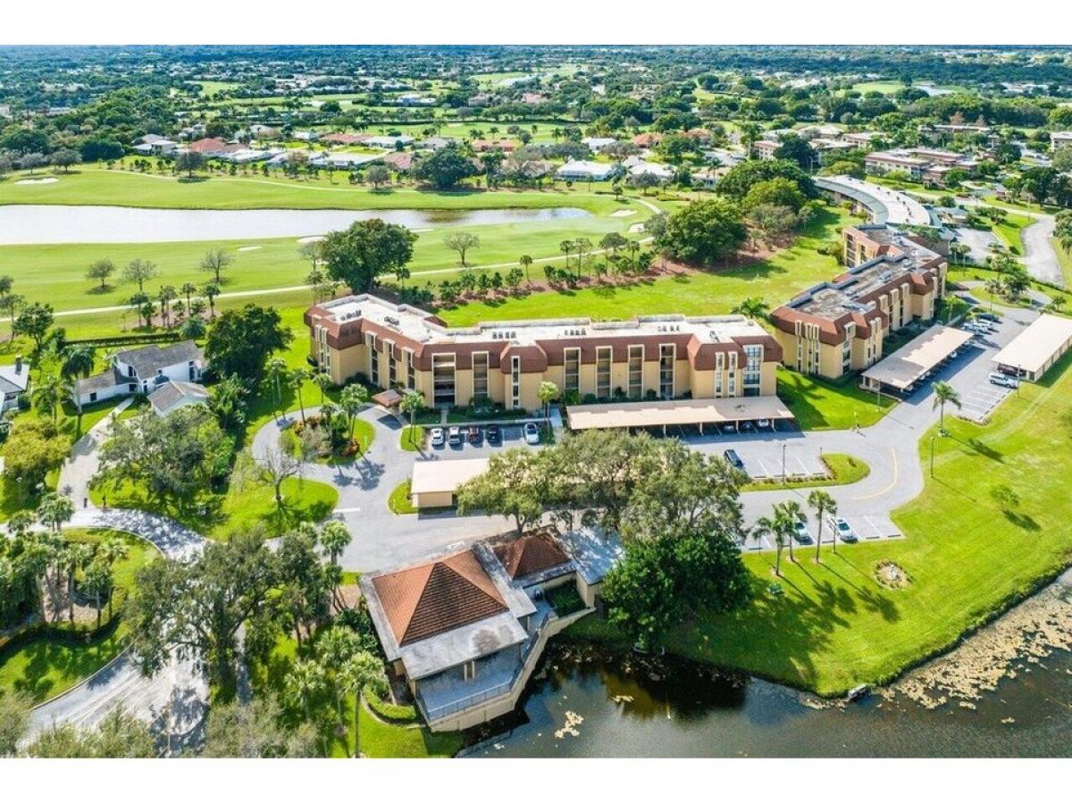 Picture of Home For Sale in Palm Beach Gardens, Florida, United States