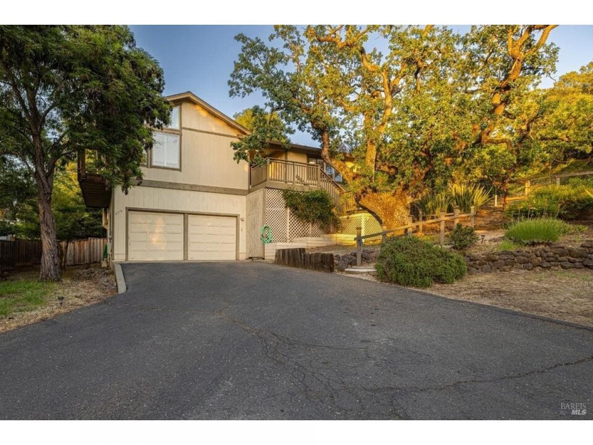 Picture of Home For Sale in Santa Rosa, California, United States