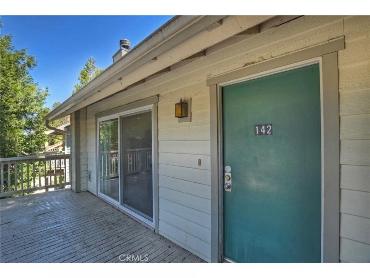 Picture of Home For Sale in Lake Arrowhead, California, United States