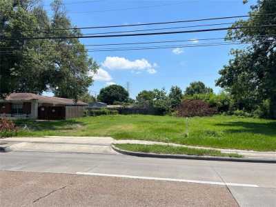 Residential Land For Sale in Baytown, Texas