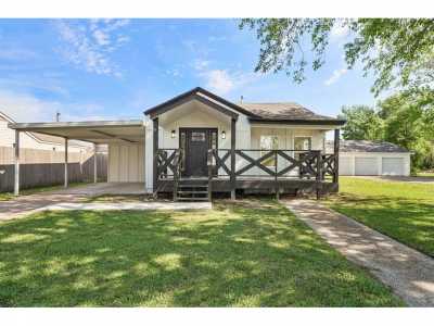 Home For Sale in Baytown, Texas