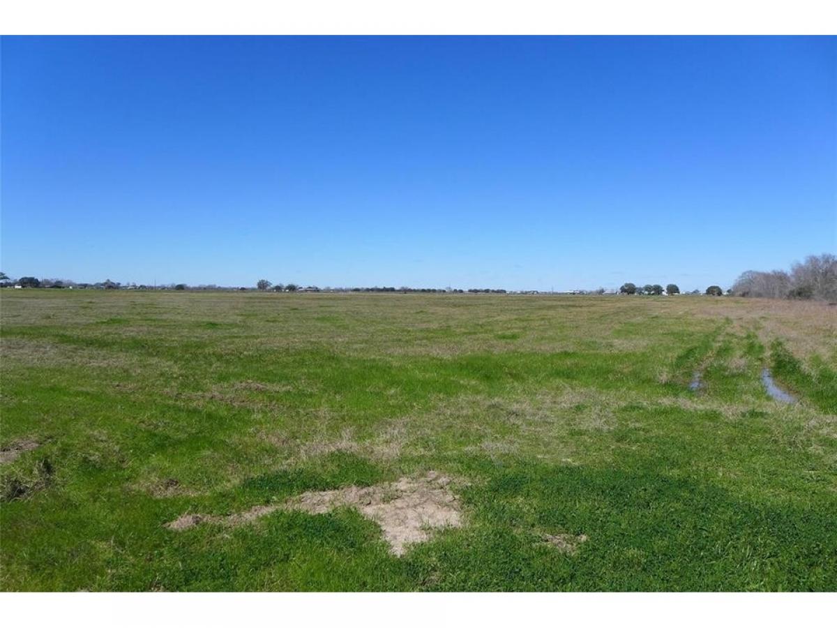 Picture of Residential Land For Sale in Wallis, Texas, United States