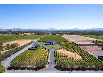 Home For Sale in Santa Rosa, California