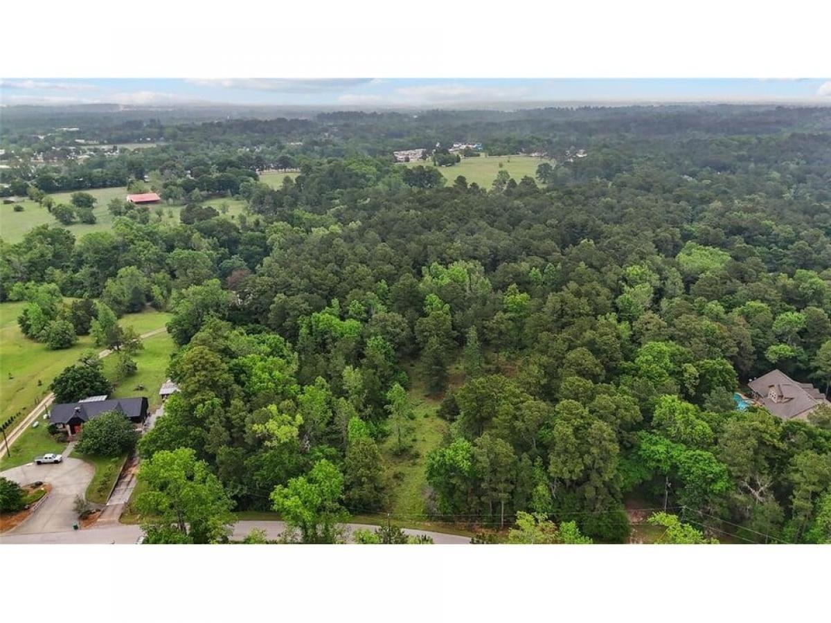 Picture of Residential Land For Sale in Conroe, Texas, United States