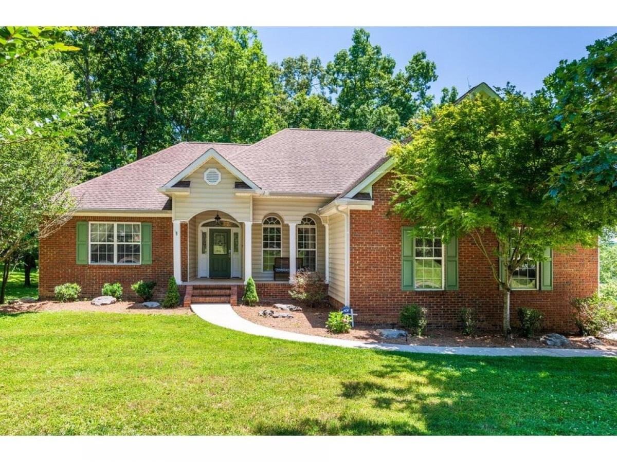 Picture of Home For Sale in Cleveland, Tennessee, United States