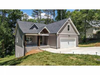 Home For Sale in Cleveland, Tennessee