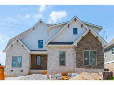 Home For Sale in Apison, Tennessee