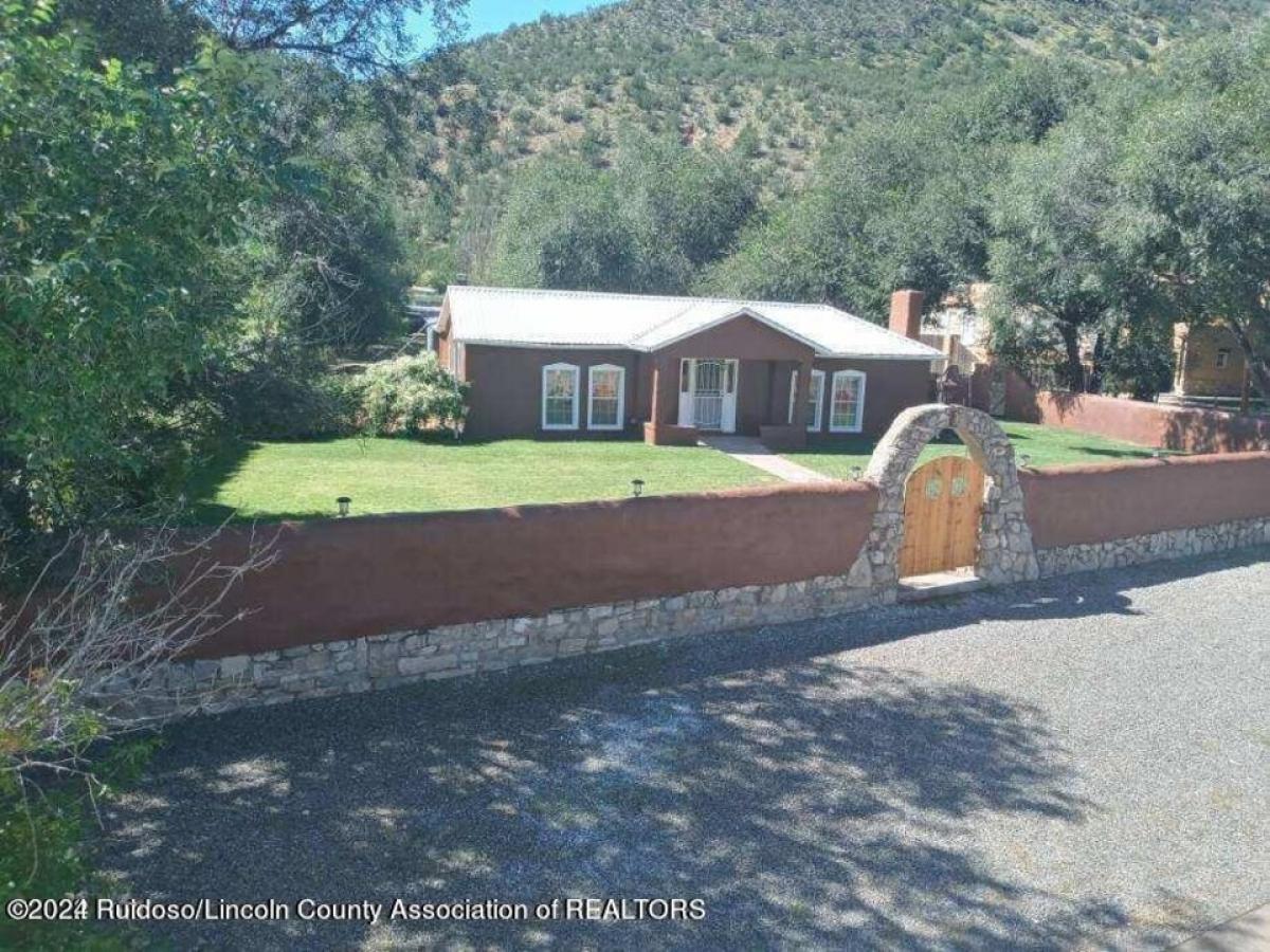 Picture of Home For Sale in Lincoln, New Mexico, United States