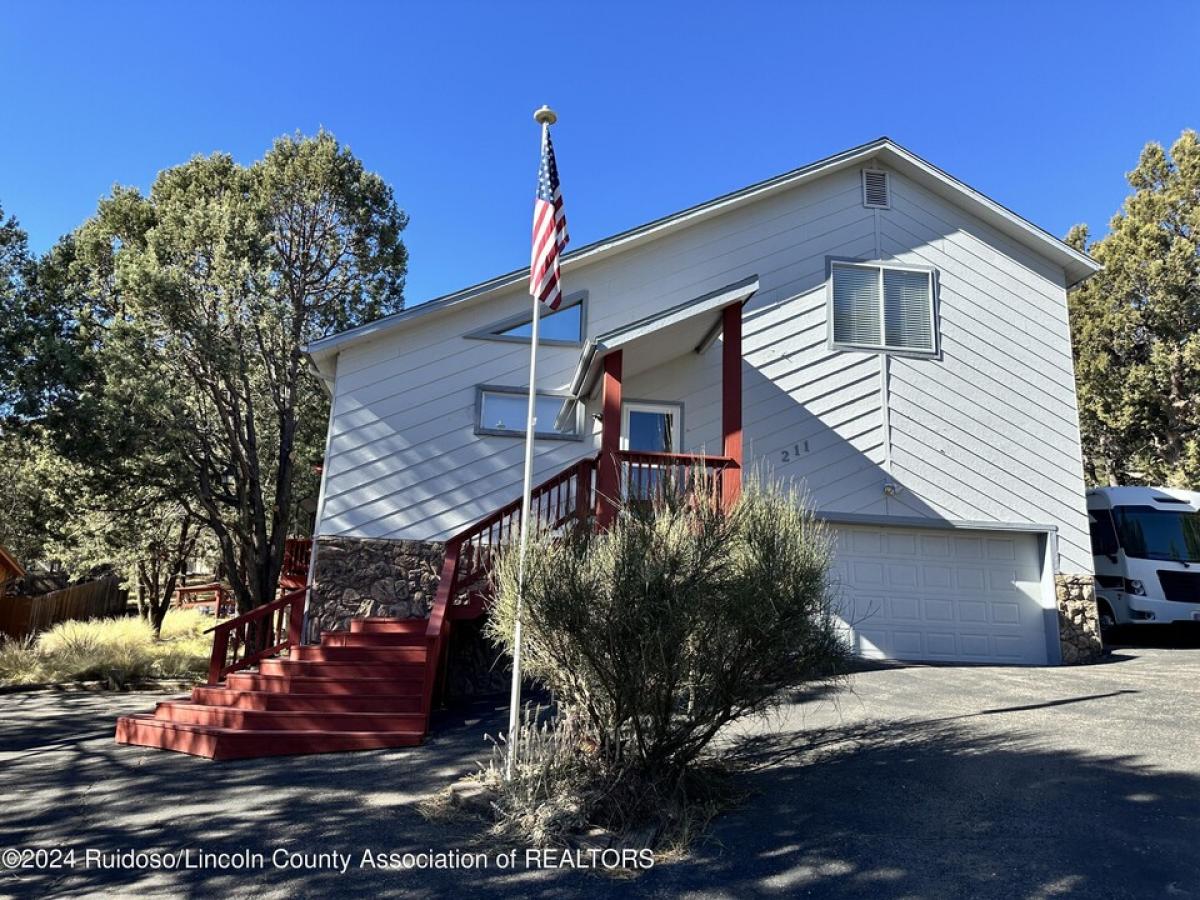 Picture of Home For Sale in Ruidoso, New Mexico, United States