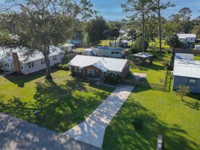 Home For Sale in Port Saint Joe, Florida