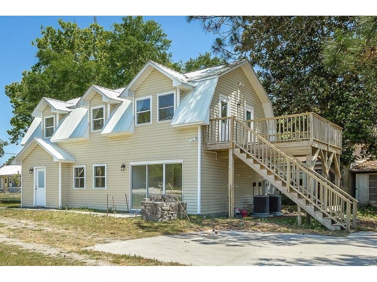 Picture of Home For Sale in Lanark Village, Florida, United States