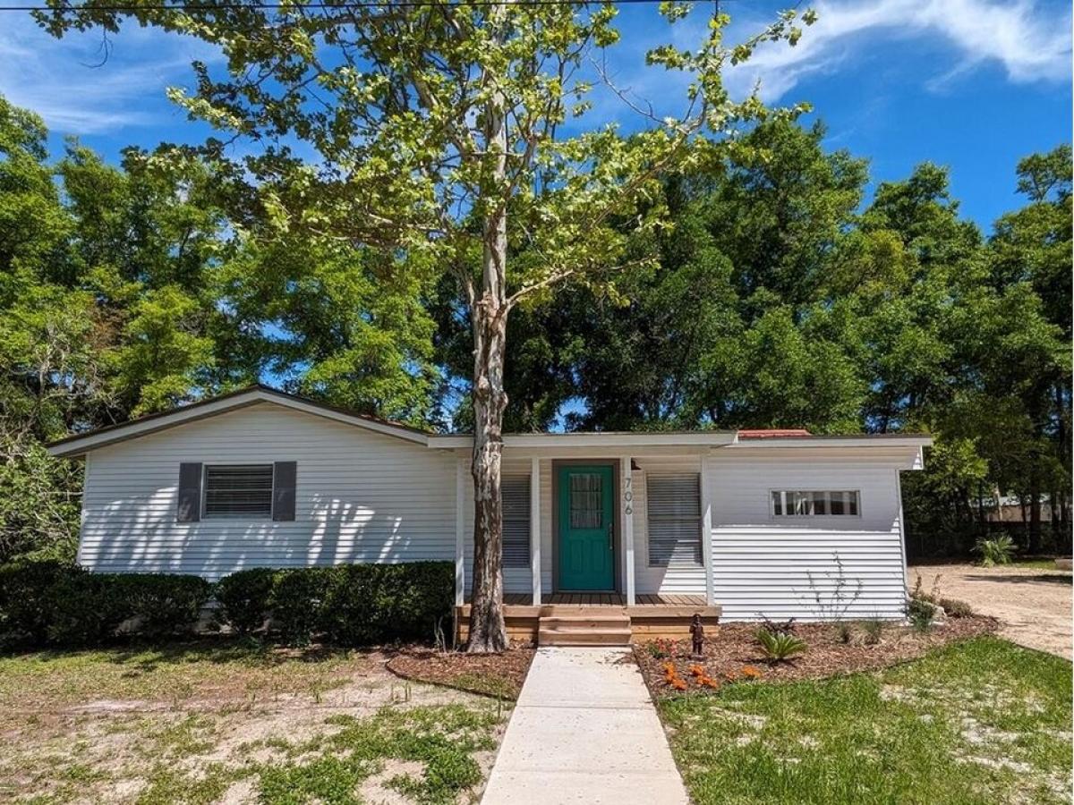 Picture of Home For Sale in Carrabelle, Florida, United States