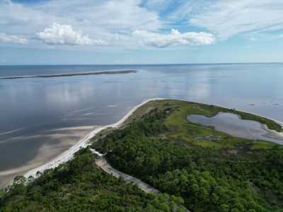 Residential Land For Sale in Saint Teresa, Florida