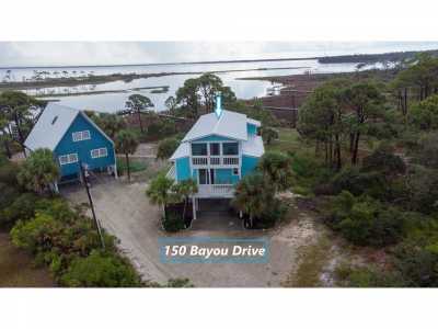 Home For Sale in Port Saint Joe, Florida