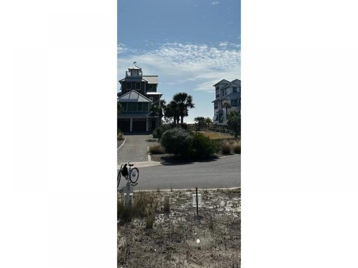 Picture of Residential Land For Sale in Cape San Blas, Florida, United States