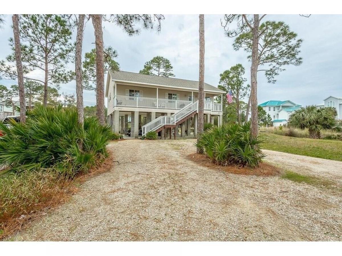 Picture of Home For Sale in Saint George Island, Florida, United States