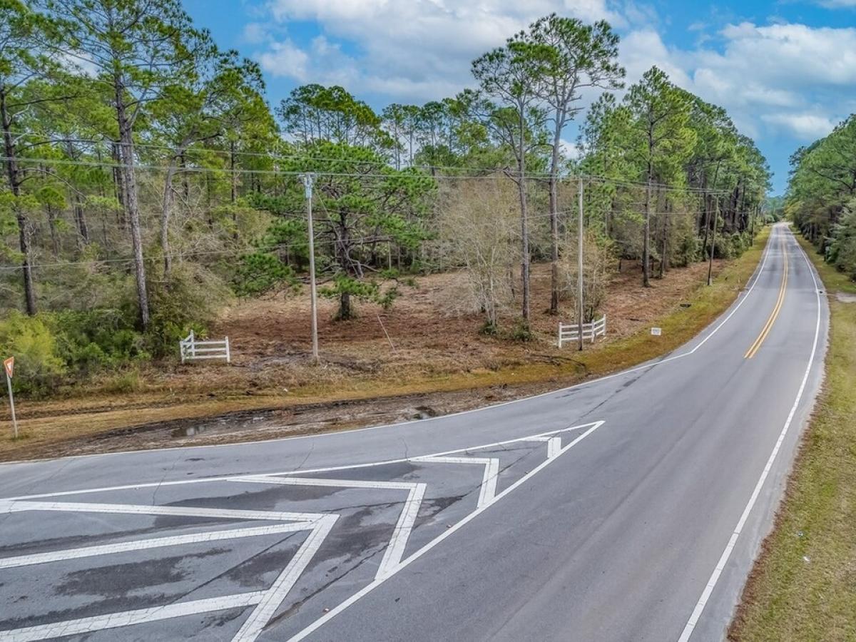 Picture of Residential Land For Sale in Apalachicola, Florida, United States