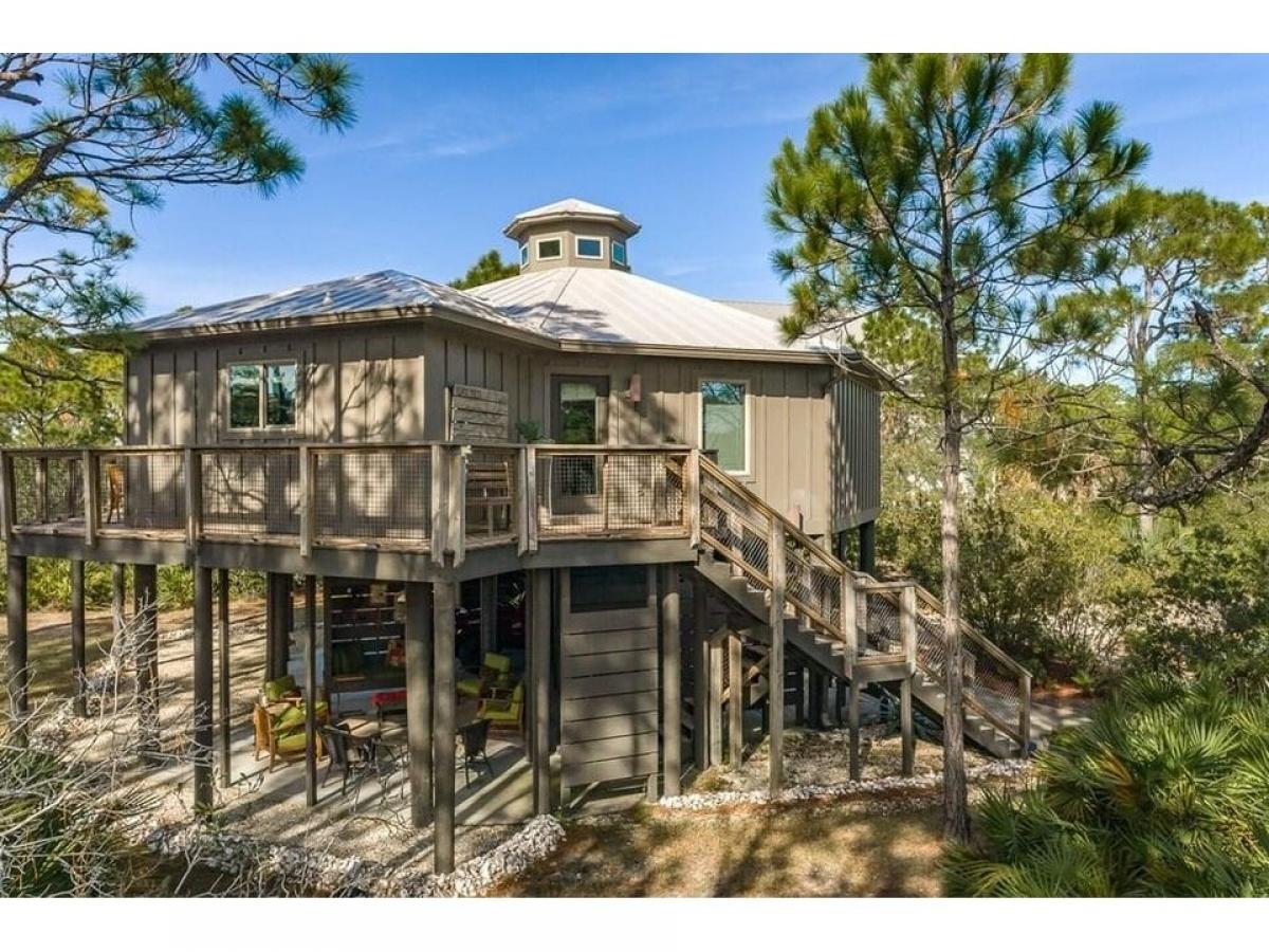 Picture of Home For Sale in Saint George Island, Florida, United States