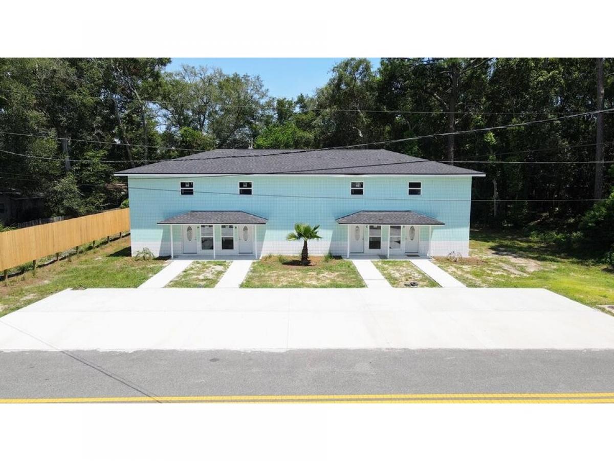 Picture of Home For Sale in Carrabelle, Florida, United States