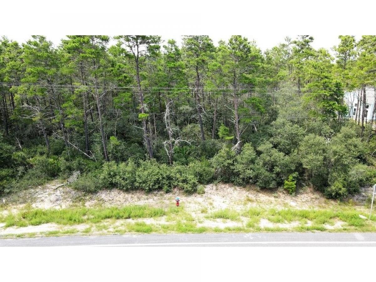 Picture of Residential Land For Sale in Carrabelle, Florida, United States