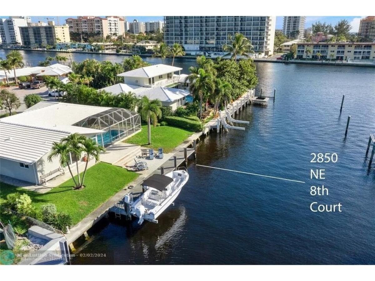 Picture of Home For Sale in Pompano Beach, Florida, United States